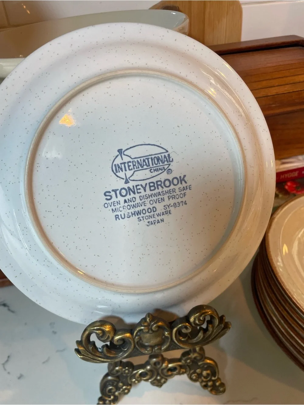 Vintage International Stoneybrook Rushwood Stoneware Salad Plates Set of 8